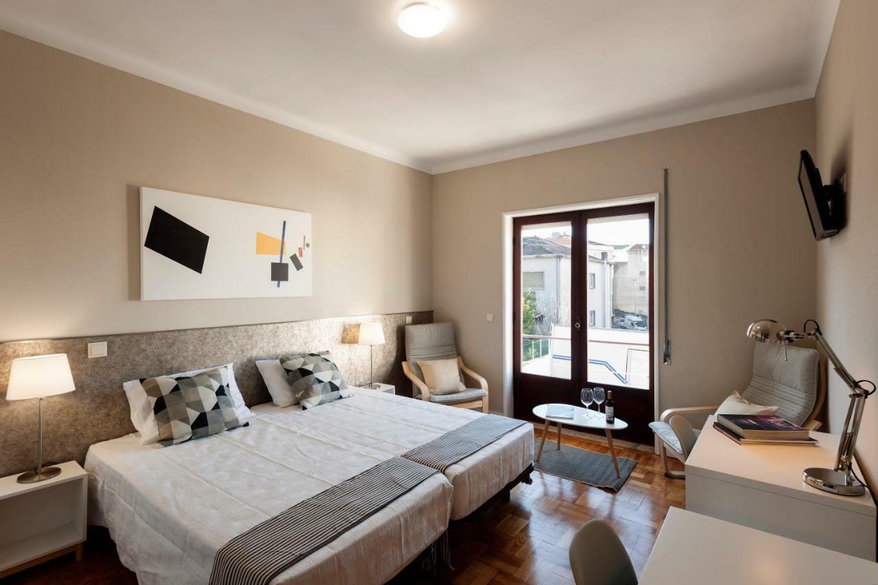 Ateneu Guesthouse Порто Екстериор снимка