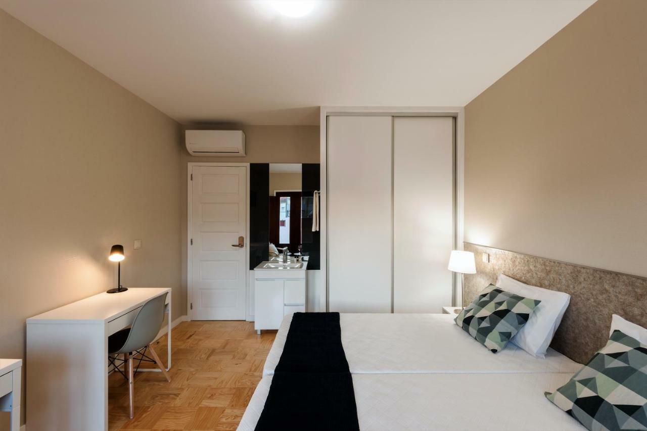 Ateneu Guesthouse Порто Екстериор снимка