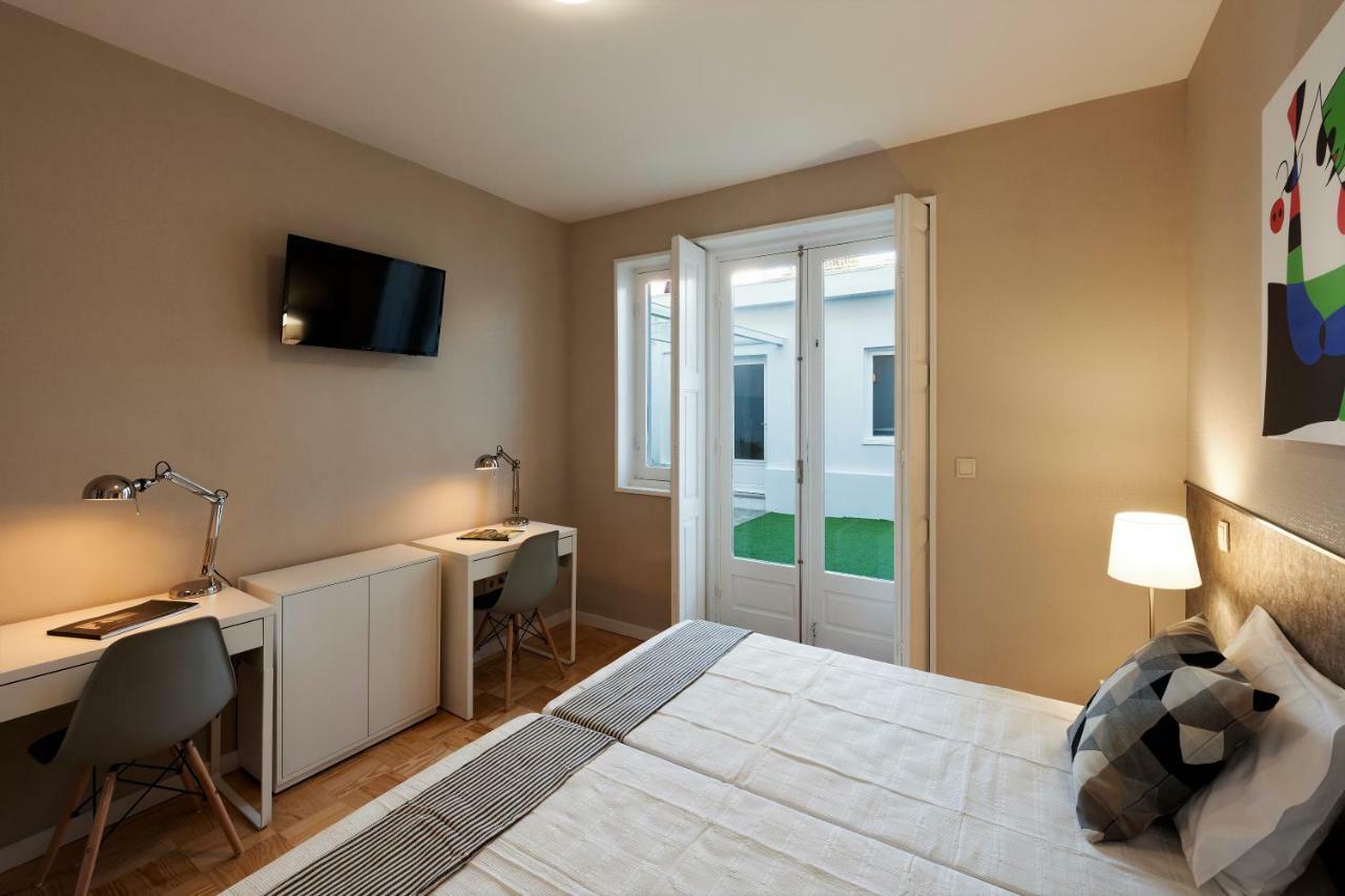 Ateneu Guesthouse Порто Екстериор снимка